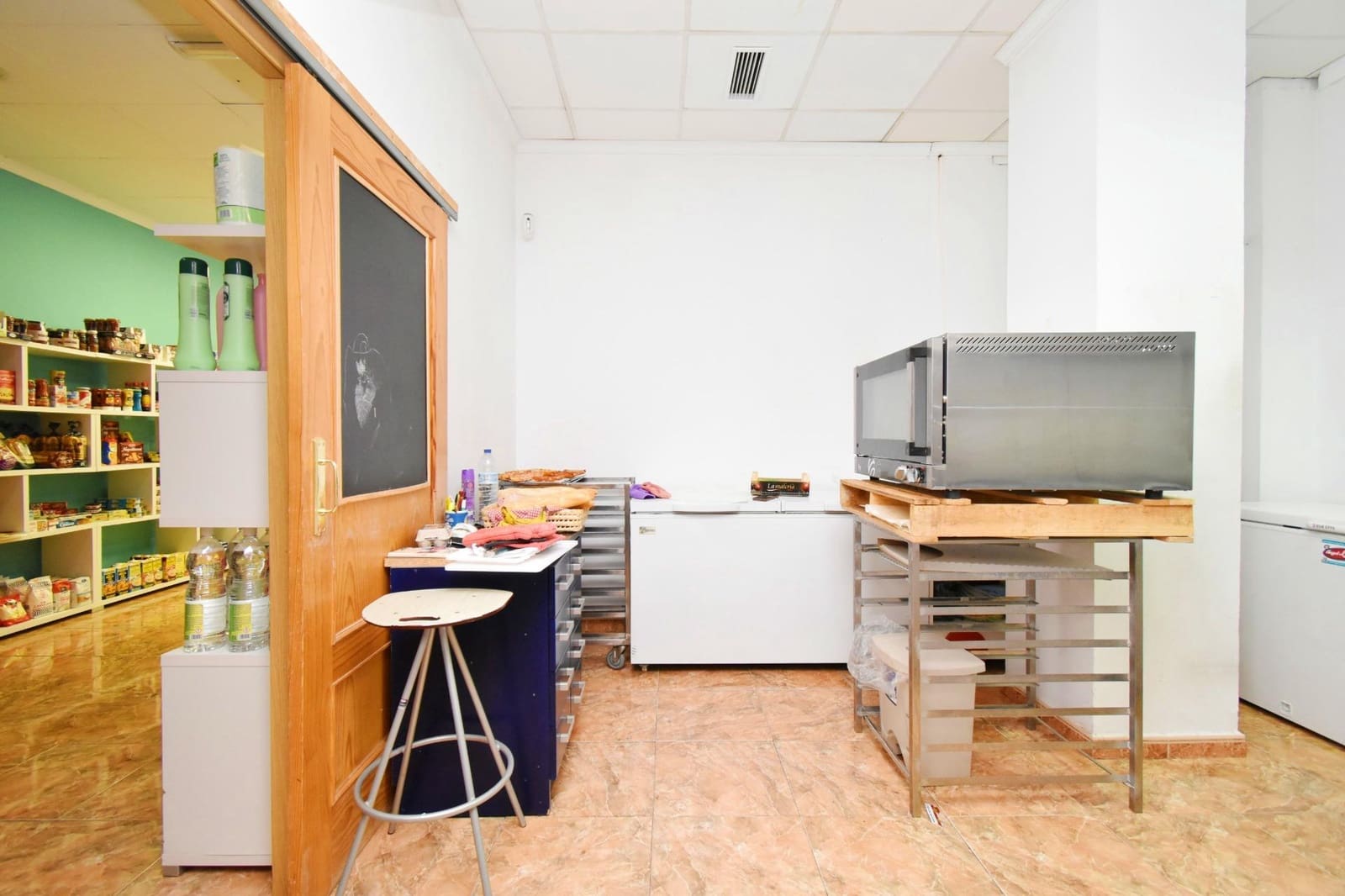 Local Commercial à vendre à El Ejido - 34 300 € (Ref: 9867131)