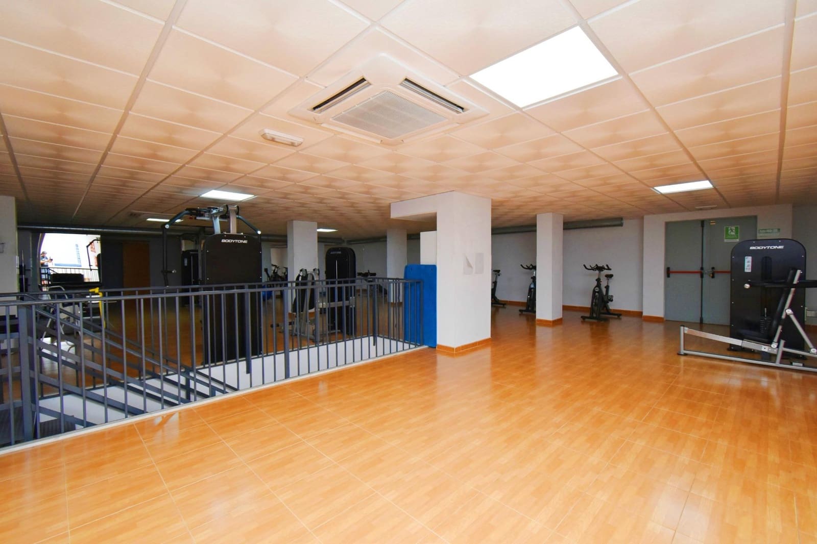2 chambre Appartement à vendre à La Envia Golf avec piscine - 128 800 € (Ref: 9913333)