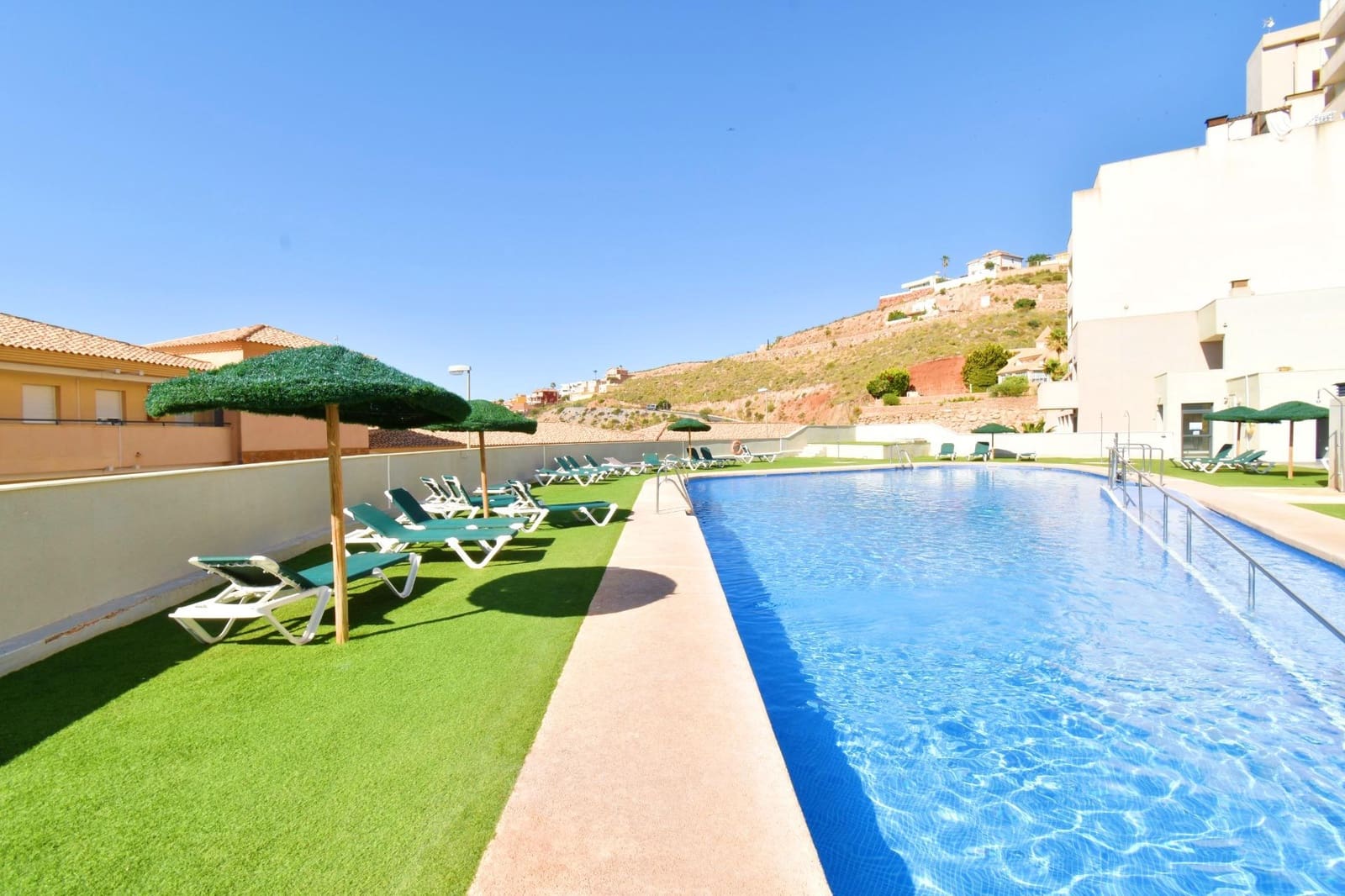2 chambre Appartement à vendre à La Envia Golf avec piscine - 128 800 € (Ref: 9913333)