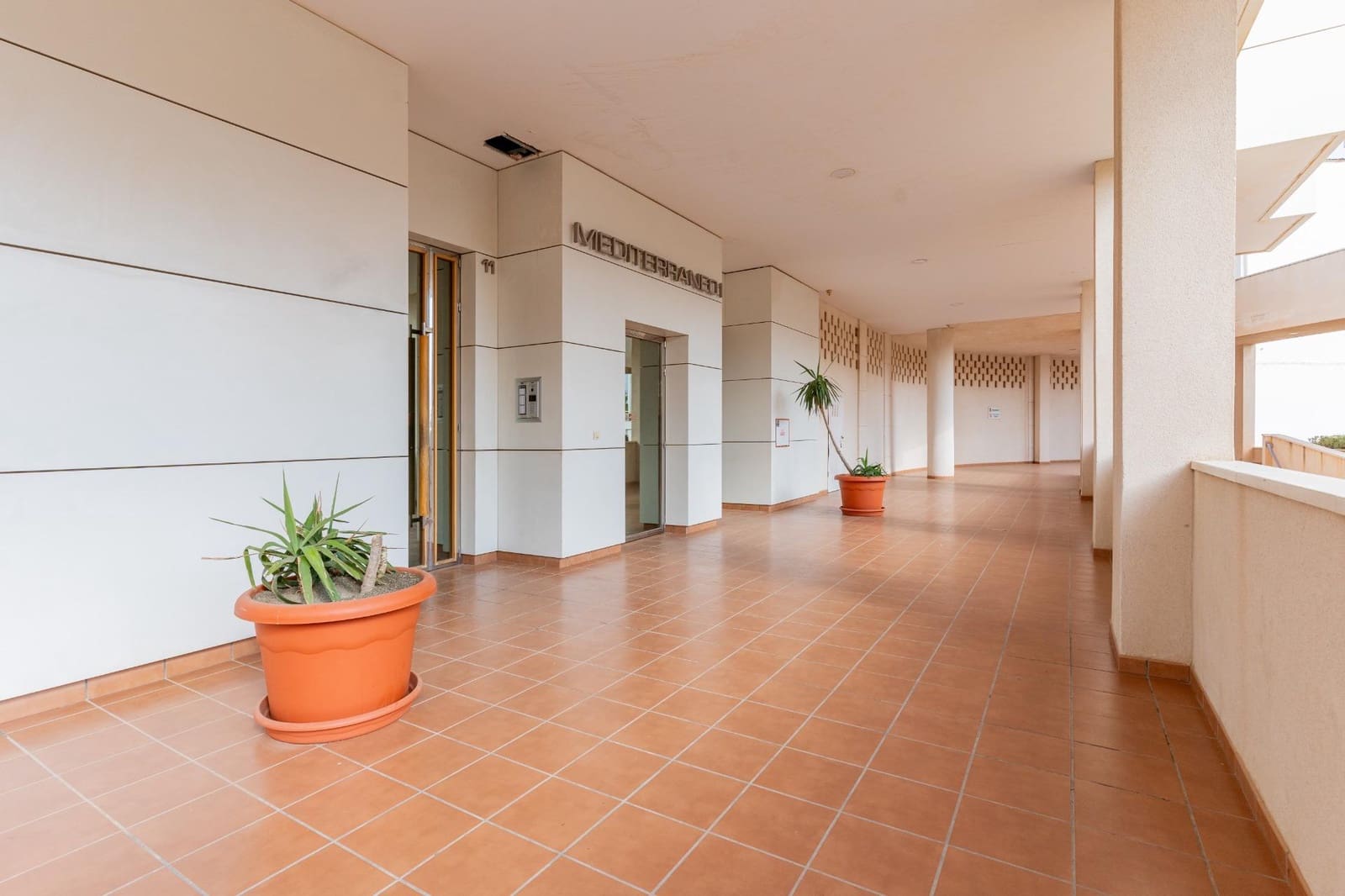 2 slaapkamer Flat te koop in El Ejido met zwembad garage - € 148.500 (Ref: 9938359)
