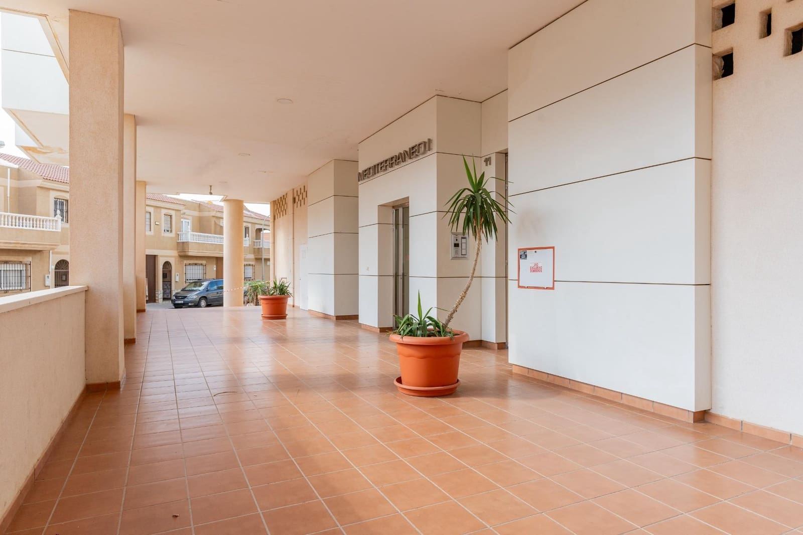 2 slaapkamer Flat te koop in El Ejido met zwembad garage - € 148.500 (Ref: 9938359)