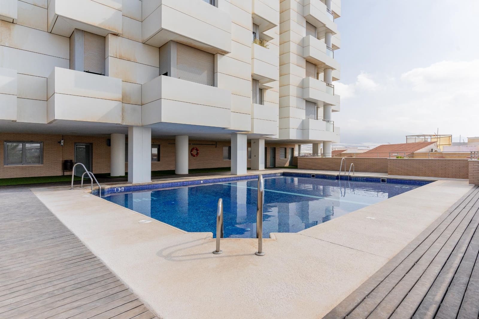 2 slaapkamer Flat te koop in El Ejido met zwembad garage - € 148.500 (Ref: 9938359)