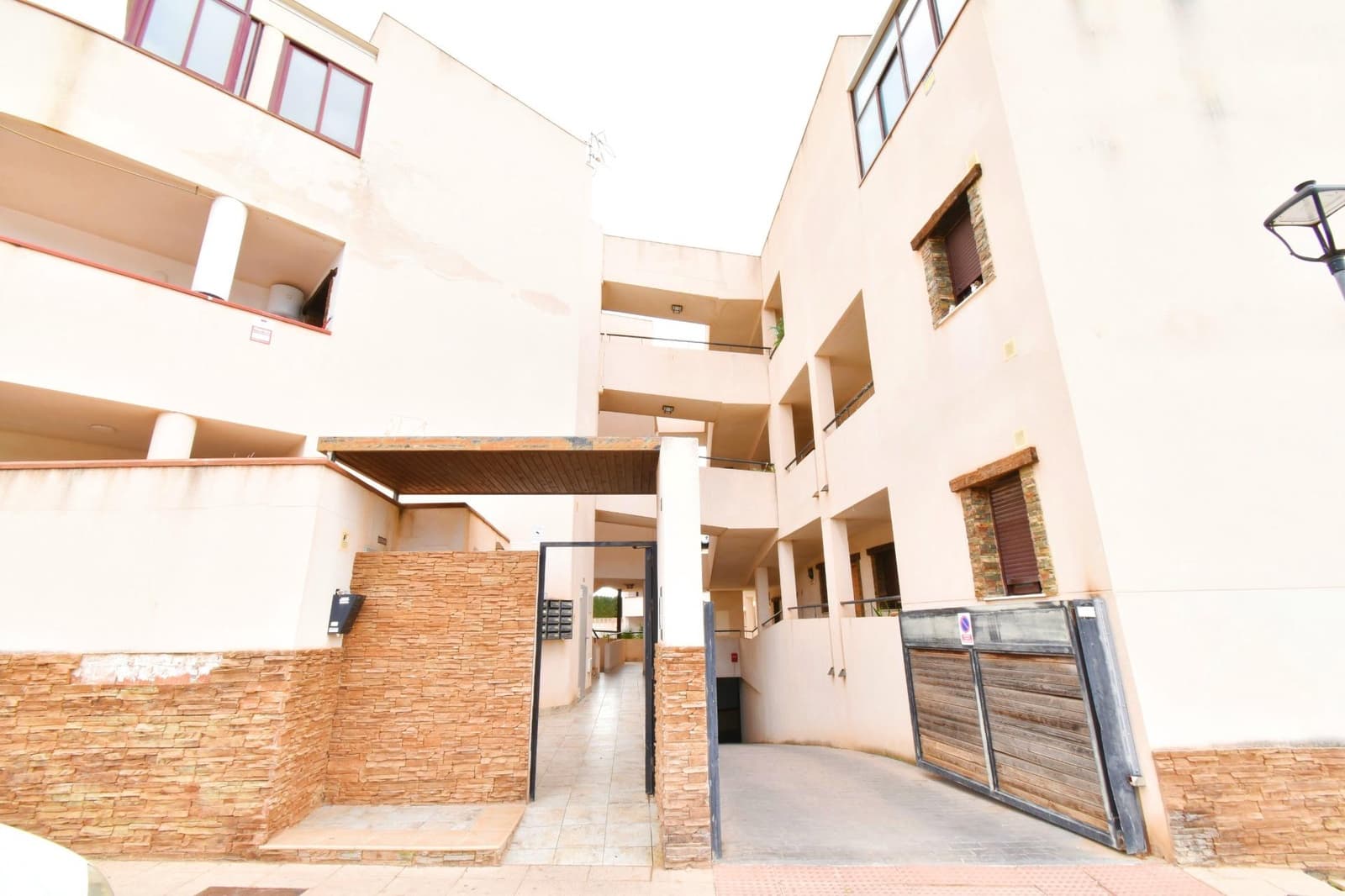 2 Zimmer Wohnung zu verkaufen in Dalias mit Pool Garage - 90.000 € (Ref: 9979026)