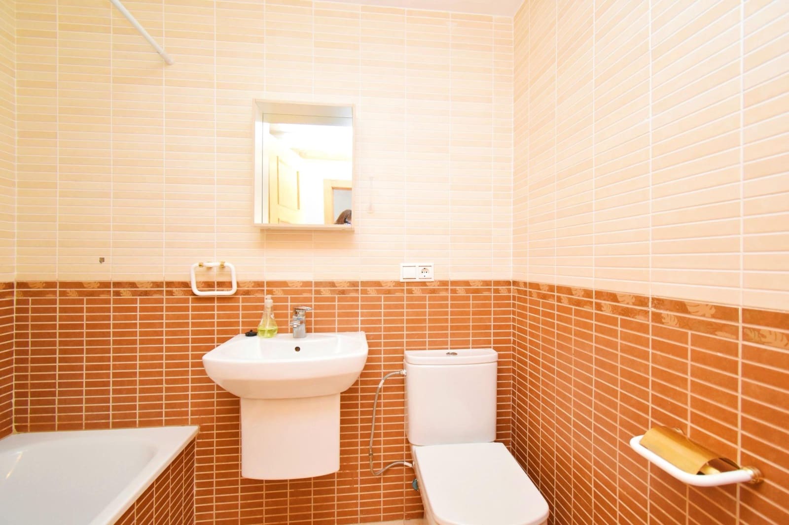 2 Zimmer Wohnung zu verkaufen in Dalias mit Pool Garage - 90.000 € (Ref: 9979026)