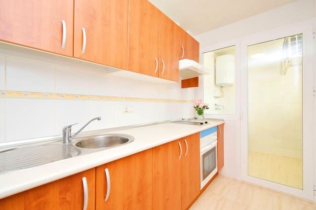 2 slaapkamer Flat te koop in Almerimar, El Ejido met zwembad - € 168.500 (Ref: 9979849)
