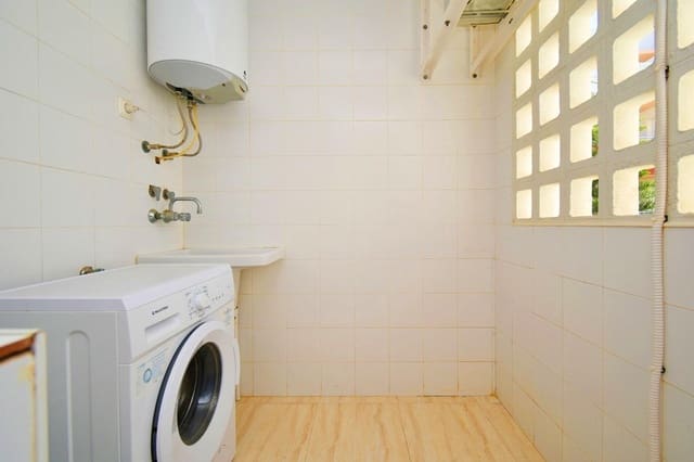 2 slaapkamer Flat te koop in Almerimar, El Ejido met zwembad - € 168.500 (Ref: 9979849)