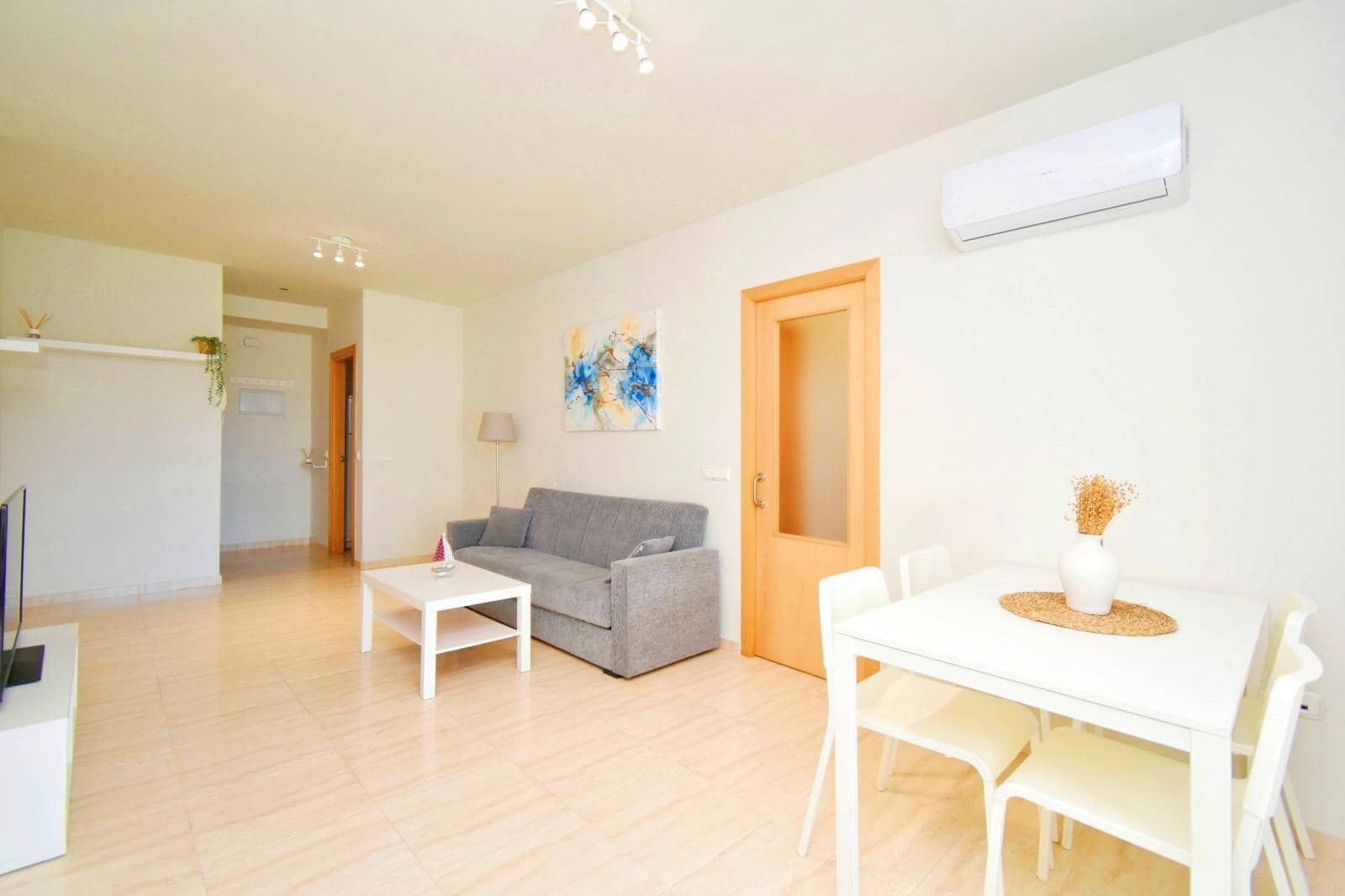2 slaapkamer Flat te koop in Almerimar met zwembad - € 168.500 (Ref: 9979849)