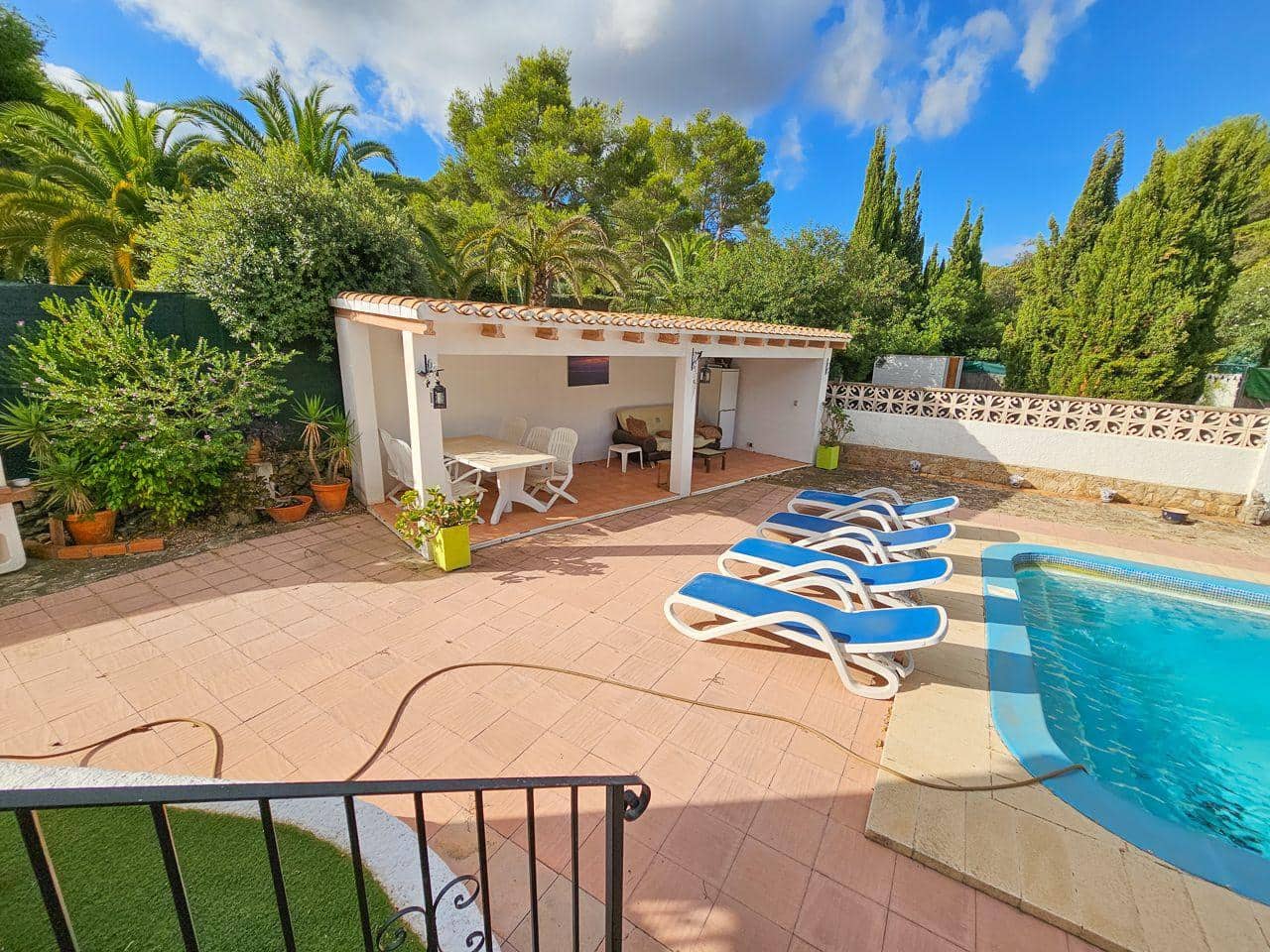 5 bedroom Villa for sale in Centro ciudad, Javea / Xàbia € 490,000