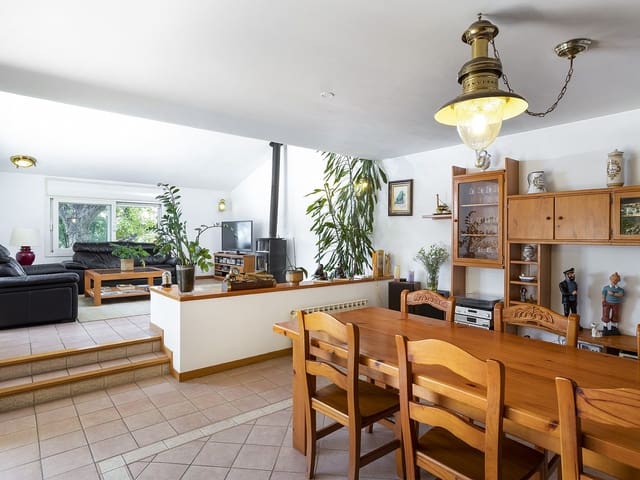 4 bedroom Finca/Country House for rent in Cabrera de Mar with garage - € 9,000 (Ref: 9203533)