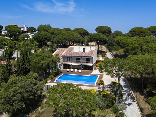 4 bedroom Finca/Country House for rent in Cabrera de Mar with garage - € 9,000 (Ref: 9203533)