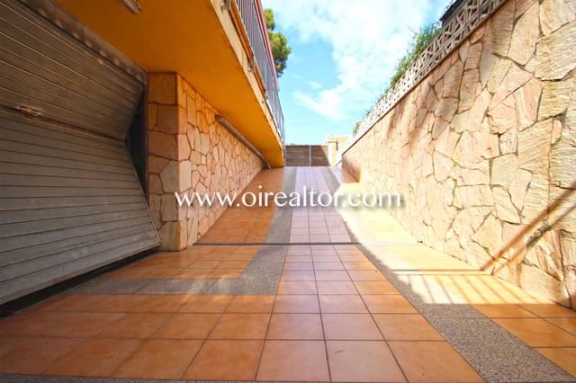 9 soveværelse Byhus til salg i Castelldefels - € 2.600.000 (Ref: 9203551)