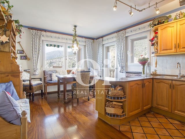 6 soveværelse Byhus til salg i Castelldefels med garage - € 1.490.000 (Ref: 9203552)