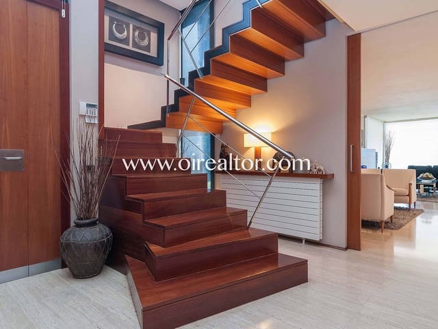 4 soveværelse Byhus til salg i Castelldefels - € 2.000.000 (Ref: 9203554)