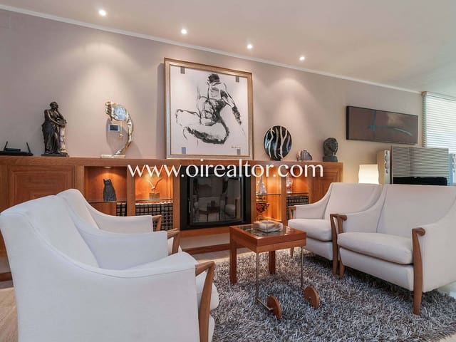 4 soveværelse Byhus til salg i Castelldefels - € 2.000.000 (Ref: 9203554)