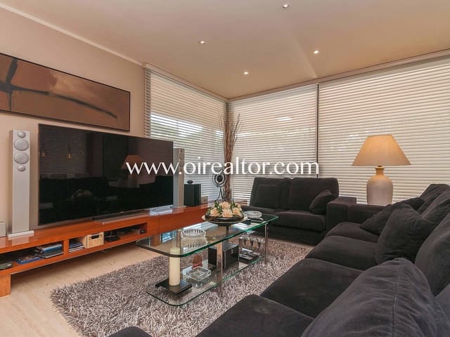 4 soveværelse Byhus til salg i Castelldefels - € 2.000.000 (Ref: 9203554)