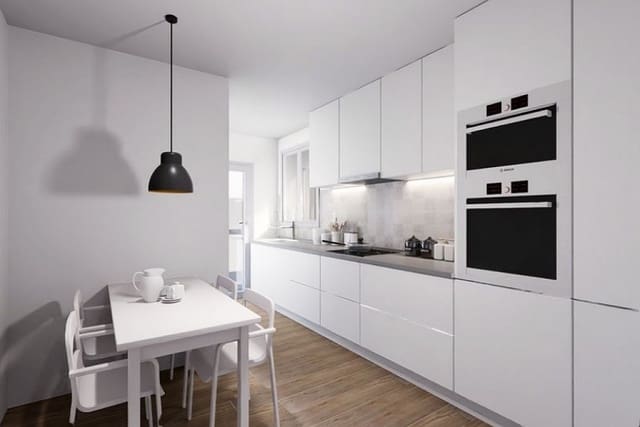 4 bedroom Flat for sale in Sant Vicenç de Montalt - € 399,000 (Ref: 9203597)