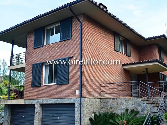 3 chambre Maison de Ville à vendre à Sant Andreu de Llavaneres avec garage - 890 000 € (Ref: 9203604)