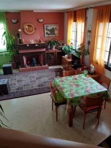 3 slaapkamer Finca/Landhuis te koop in Nou Barris, Barcelona stad - € 399.000 (Ref: 9203632)