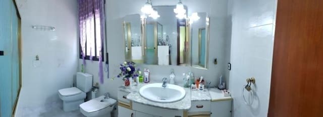 3 slaapkamer Finca/Landhuis te koop in Nou Barris, Barcelona stad - € 399.000 (Ref: 9203632)