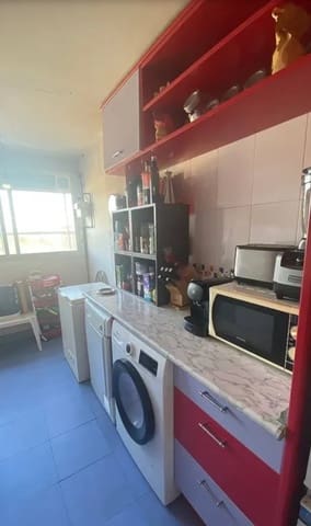 4 bedroom Flat for sale in Arganzuela, Madrid city - € 498,000 (Ref: 9203637)