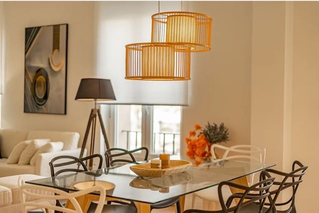 4 bedroom Flat for sale in Arganzuela, Madrid city - € 599,000 (Ref: 9203638)