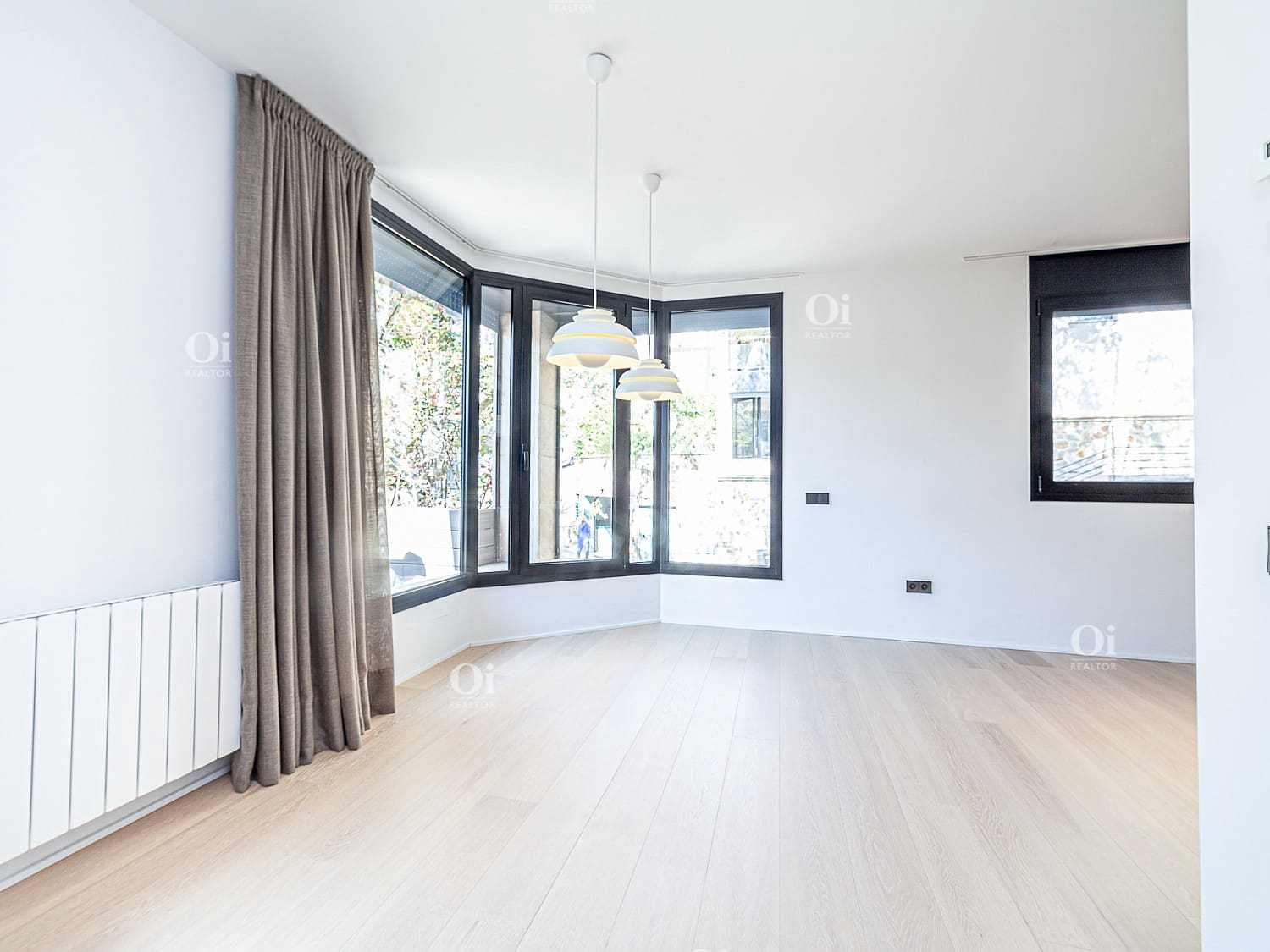 5 bedroom Townhouse for sale in Barcelona city with garage - € 1,750,000 (Ref: 9203640)