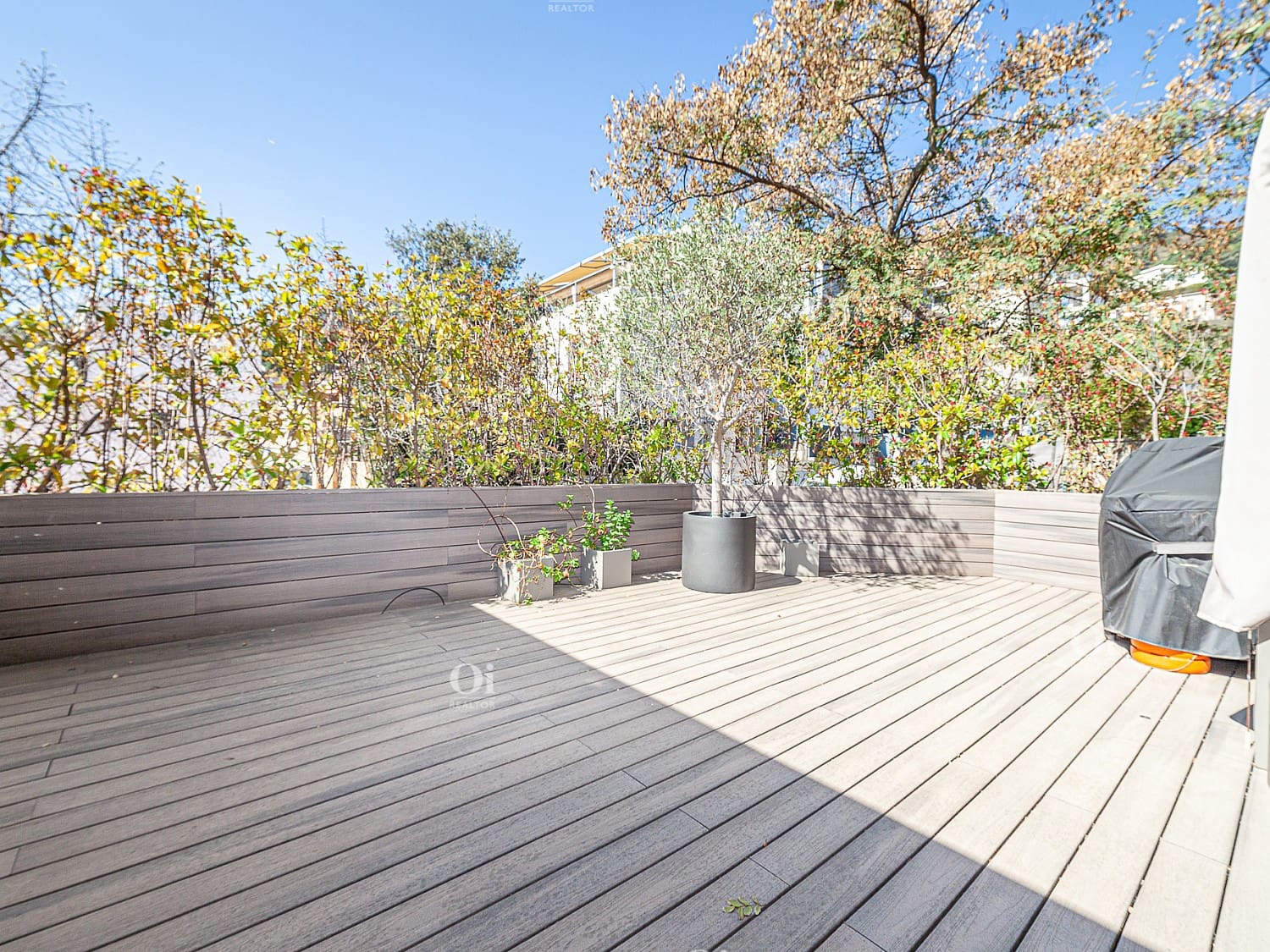 5 bedroom Townhouse for sale in Barcelona city with garage - € 1,750,000 (Ref: 9203640)