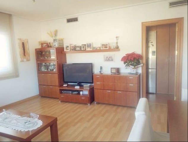4 bedroom Flat for sale in Malgrat de Mar - € 320,000 (Ref: 9203643)