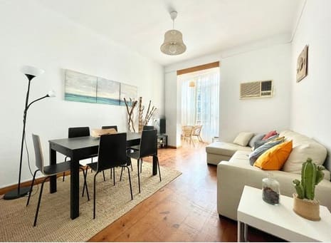 3 bedroom Flat for sale in El Camp d'en Grassot i Gràcia Nova, Barcelona city - € 550,000 (Ref: 9203653)