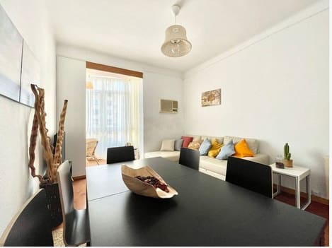 3 bedroom Flat for sale in El Camp d'en Grassot i Gràcia Nova, Barcelona city - € 550,000 (Ref: 9203653)