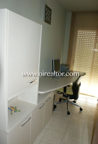 Piso de 3 habitaciones en Sitges en venta con garaje - 365.000 € (Ref: 9203668)