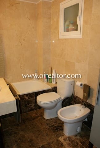 Piso de 3 habitaciones en Sitges en venta con garaje - 365.000 € (Ref: 9203668)