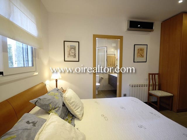 6 bedroom Townhouse for sale in Sant Antoni de Vilamajor with garage - € 490,000 (Ref: 9203670)