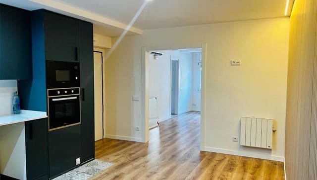 3 soverom Leilighet til salgs i Cornellà de Llobregat - € 290 000 (Ref: 9203683)