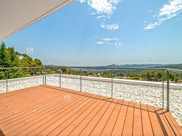 5 bedroom Townhouse for sale in Fontpineda with pool garage - € 2,000,000 (Ref: 9203714)