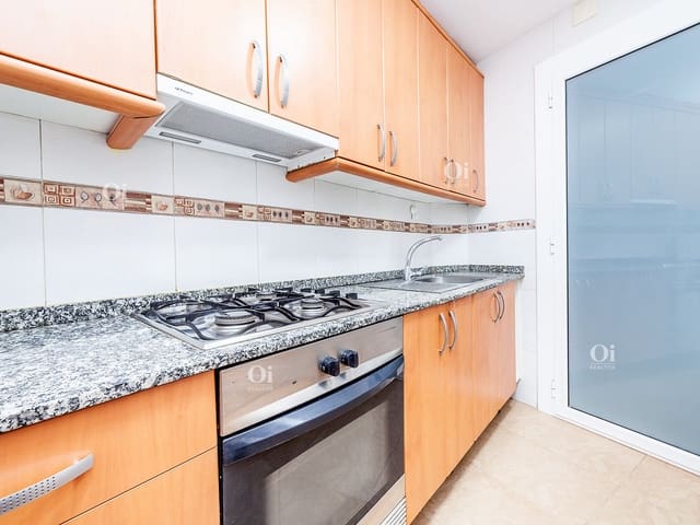 4 quarto Apartamento para arrendar em Sants-Montjuïc, Barcelona cidade - 2 700 € (Ref: 9203726)