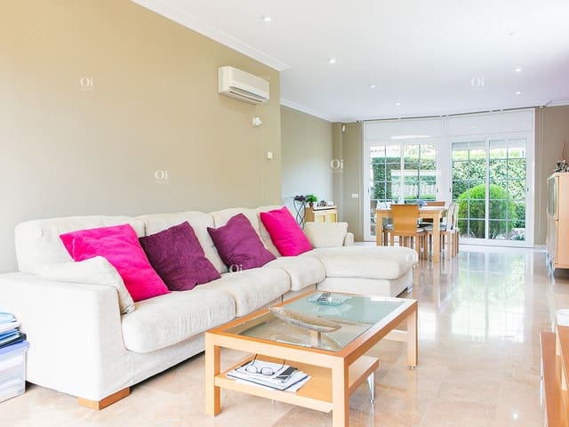 4 bedroom Townhouse for sale in Alella with garage - € 690,000 (Ref: 9203727)