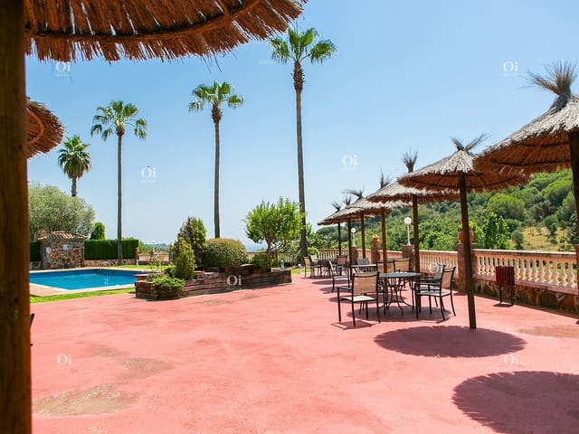 4 bedroom Townhouse for sale in Alella with garage - € 690,000 (Ref: 9203727)