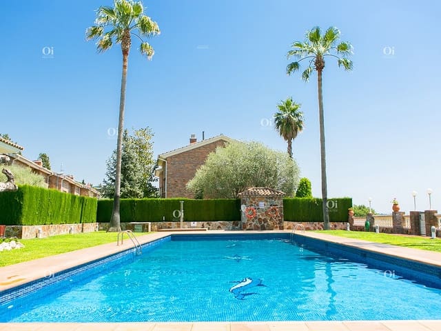 4 bedroom Townhouse for sale in Alella with garage - € 690,000 (Ref: 9203727)