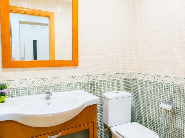 4 bedroom Townhouse for sale in Alella with garage - € 690,000 (Ref: 9203727)