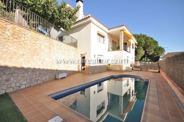 4 bedroom Townhouse for sale in Arenys de Munt with pool garage - € 475,000 (Ref: 9203733)