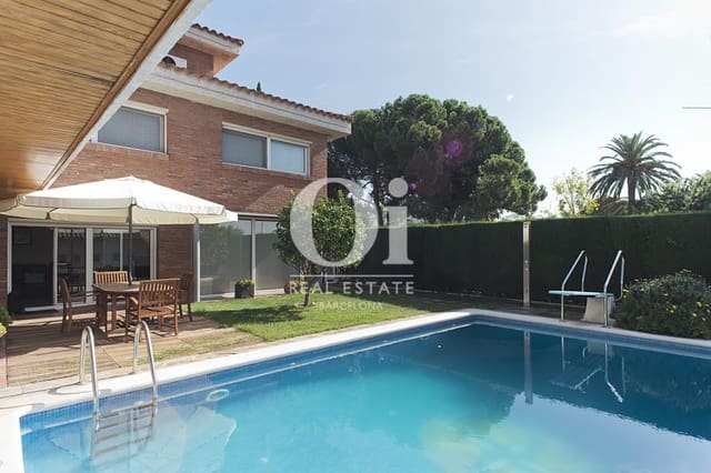 6 makuuhuone Omakotitalo myytävänä paikassa Sant Just Desvern mukana 
autotalli - 1 685 000 € (Ref: 9203782)