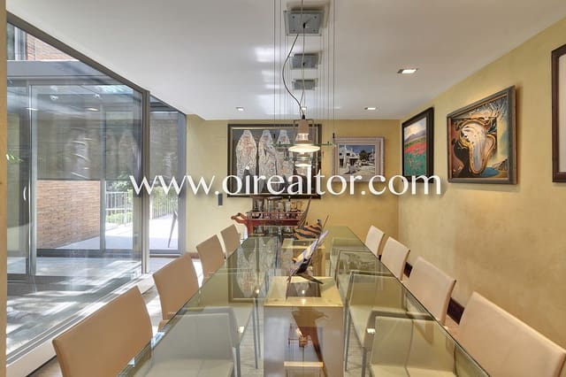 4 soveværelse Byhus til salg i Castelldefels - € 3.100.000 (Ref: 9203784)