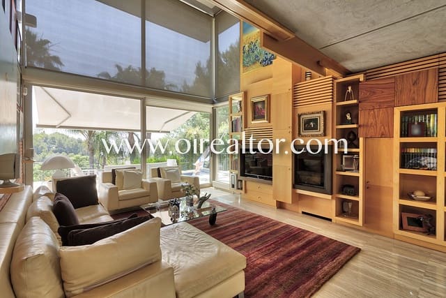 4 soveværelse Byhus til salg i Castelldefels - € 3.100.000 (Ref: 9203784)