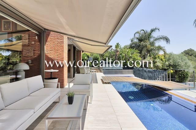 4 soveværelse Byhus til salg i Castelldefels - € 3.100.000 (Ref: 9203784)