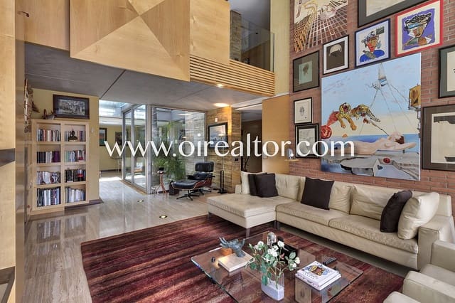 4 soveværelse Byhus til salg i Castelldefels - € 3.100.000 (Ref: 9203784)