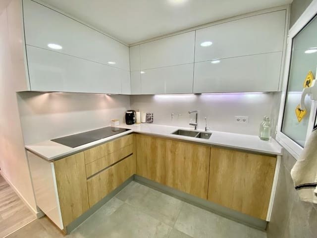 3 bedroom Flat for sale in Vallcarca i Els Penitents, Barcelona city - € 670,000 (Ref: 9203821)