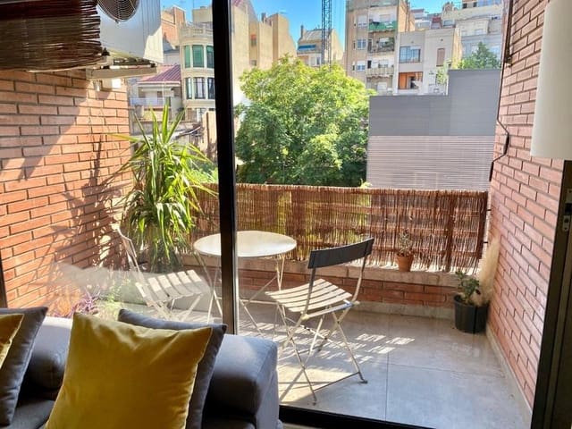 3 bedroom Flat for sale in Vallcarca i Els Penitents, Barcelona city - € 670,000 (Ref: 9203821)