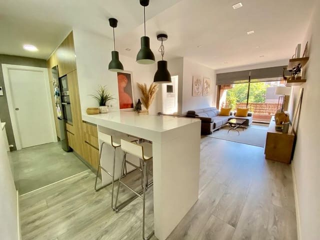 3 bedroom Flat for sale in Vallcarca i Els Penitents, Barcelona city - € 670,000 (Ref: 9203821)