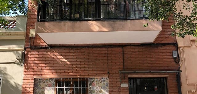 5 bedroom Townhouse for sale in Esplugues de Llobregat - € 850,000 (Ref: 9203850)